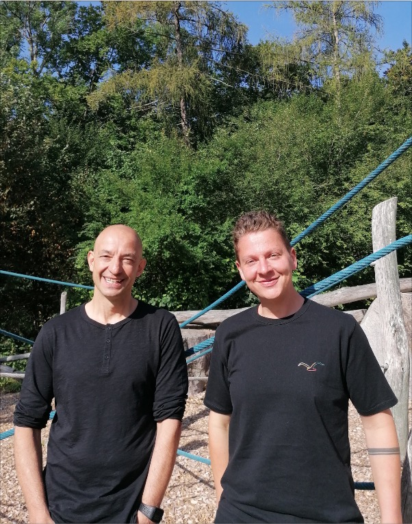 Das Bild zeigt Herrn Mangold und Herrn Schock
