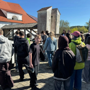 bbf6d389-5e7b-43b4-b84a-e1cc40ecda36